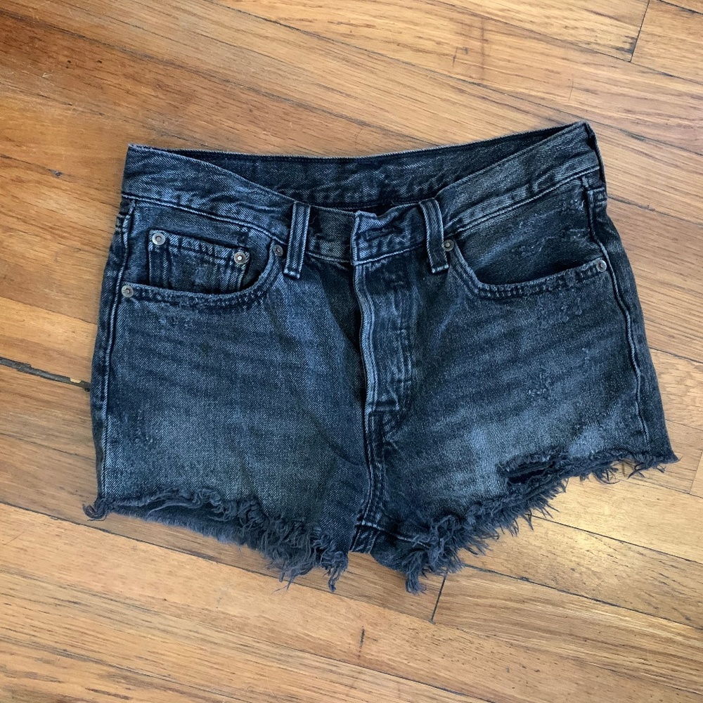 Levi's 501 Cut-Off Denim Shorts